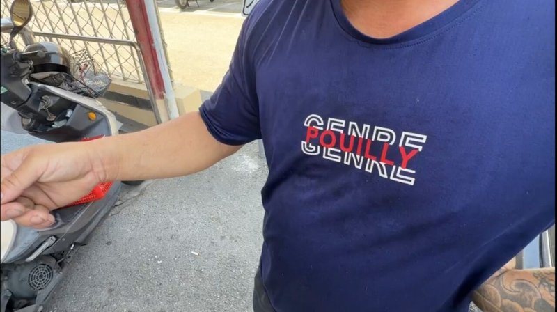 劉姓少年父親受訪指出，劉的哥哥去年也是17歲因無照騎車摔車身亡，妻子在他們小時候也是酒駕開車自撞身亡。圖／民眾提供