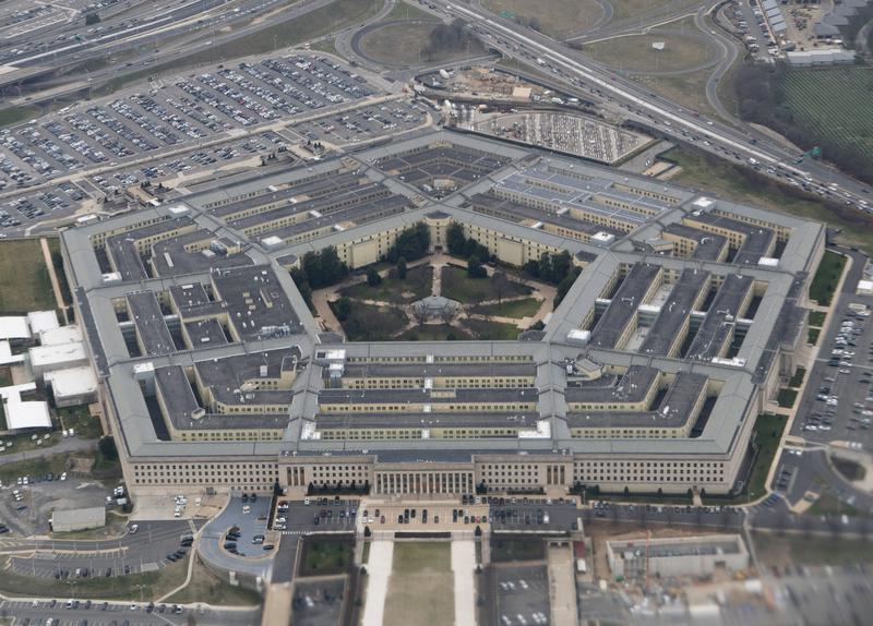 这是2020年2月19日从空中拍摄的美国国防部所在地五角大楼。新华社记者刘杰摄
