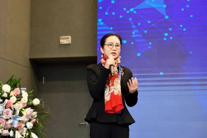 星宇股份处罚现“背锅侠”？61岁俞志明简历没有“人力资源总监”经历！此前公司员工称没有“人力资源总监”这个称谓