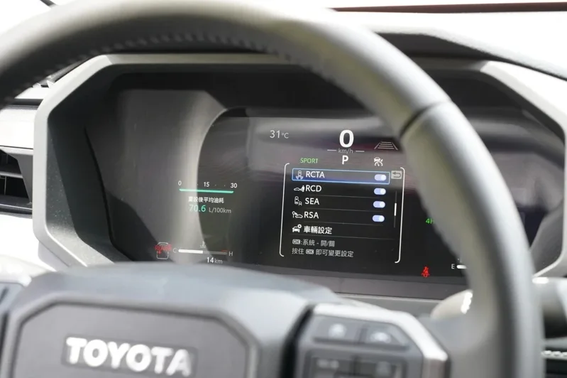 全新 Hilux 搭載 TOYOTA Safety Sense 3.0 智動駕駛輔助系統。 記者趙駿宏／攝影