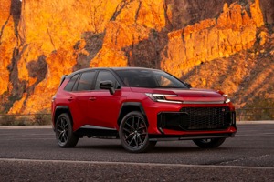 Toyota RAV4 熱賣到缺車　經銷商庫存改用「小時」計算