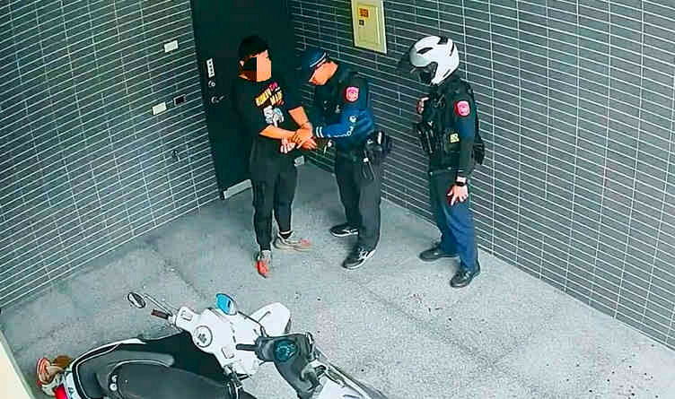 彰化30歲洪姓男子與28歲陳姓女子發生衝突,洪男涉嫌持水果刀攻擊,造成陳女頸部擦傷、腹部及手臂挫傷,警檢偵辦後,彰化地院今裁定洪男2萬元交保。圖/警方提供