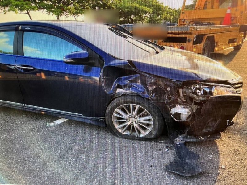 屏東恆春南灣路段陳姓男子駕駛轎車撞上另一輛轎車，警方在陳男身上查獲毒品依托咪酯菸彈，經初篩呈第一級毒品依托咪酯陽性反應。圖／警方提供