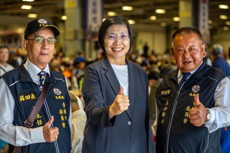 徐欣瑩說，在紀念七七抗戰的今日，他要對所有為台灣這塊土地犧牲貢獻、戎馬一生的勇士，以及國民黨黃復興黨部所有前輩，致上最崇高的敬意。圖／徐欣瑩辦公室提供