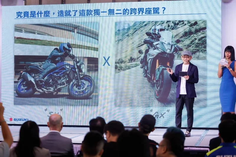 日本 SUZUKI 本社首席設計師古橋伸介與加藤幸生親臨新車發表會現場。 圖/台鈴 SUZUKI 提供