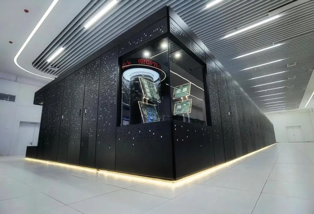 图为3D科学计算机“天穹”(受访者供图)