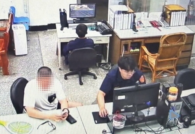 員警受理家屬報案,並同步調閱監視器。記者游明煌/翻攝