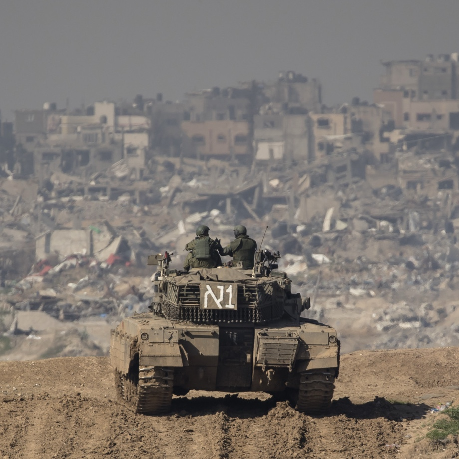 ▎以色列国防军(IDF)的坦克(Merkava)在加沙地带边境执行任务 图源:Getty