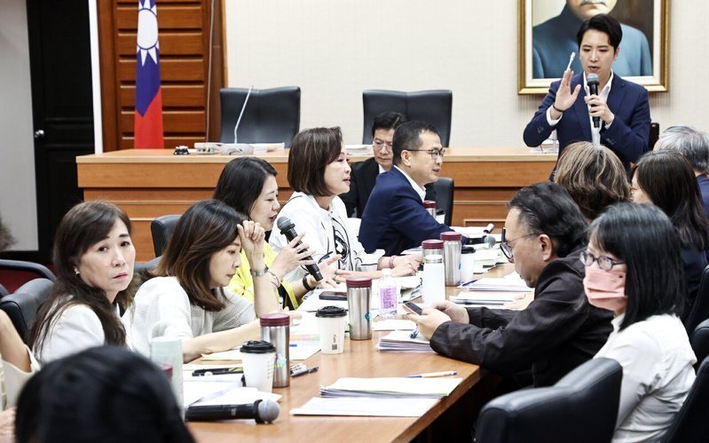 <a href='/search/tagging/2/民進黨' rel='民進黨' data-rel='/2/111859' class='tag'><strong>民進黨</strong></a>籍立委<a href='/search/tagging/2/林宜瑾' rel='林宜瑾' data-rel='/2/194530' class='tag'><strong>林宜瑾</strong></a>詐領助理費案昨天宣判，判刑7年，褫奪公權4年。記者杜建重／攝影
