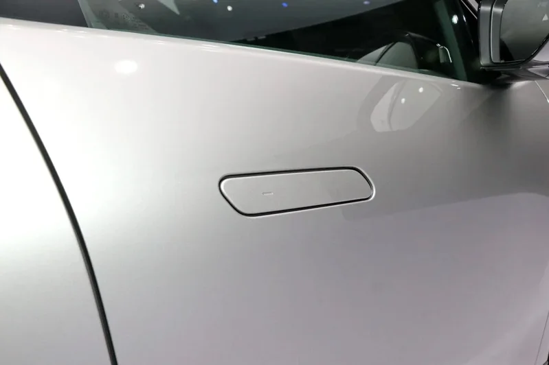 BMW iX3 即將於 10 月正式在台上市,總代理汎德日前搶先舉辦媒體預賞。 記者陳威任/攝影