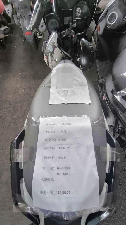 因毒駕遭查扣的機車。記者黃子騰／攝影