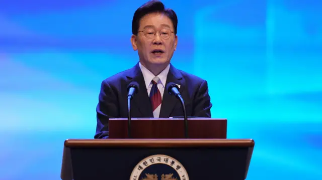 李在明在首尔世宗文化会馆举办的光复81周年纪念仪式发表讲话(15/8/2026)