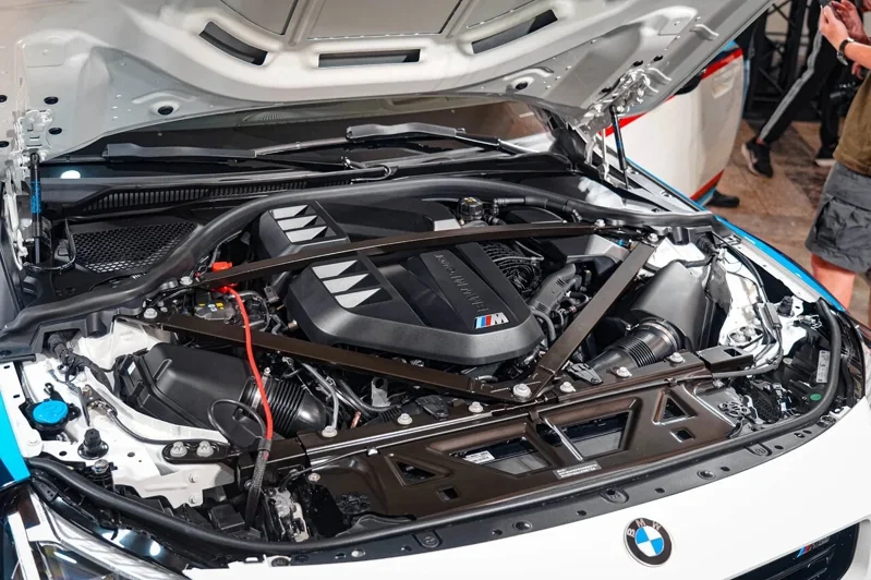 BMW M2十週年紀念特仕版均搭載3.0升M TwinPower Turbo直列六缸渦輪增壓引擎。 記者趙駿宏/攝影