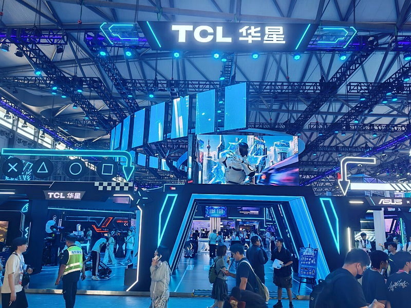 TCL華星今年攜手聯想、華碩、LG、MSI、Acer、BenQ、TCL實業、索尼、雷鳥等十幾家終端品牌展出。記者林宸誼/攝影