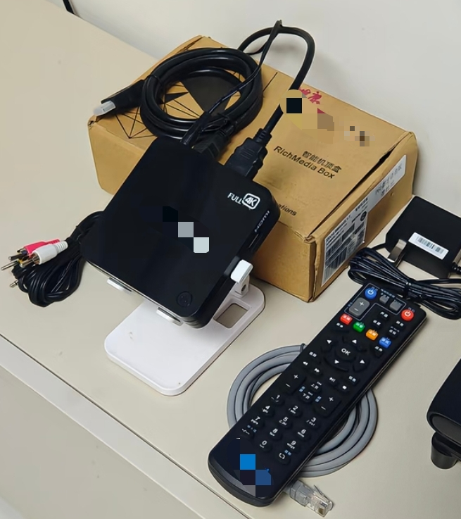 图为IPTV机顶盒相关设备 图源：网络