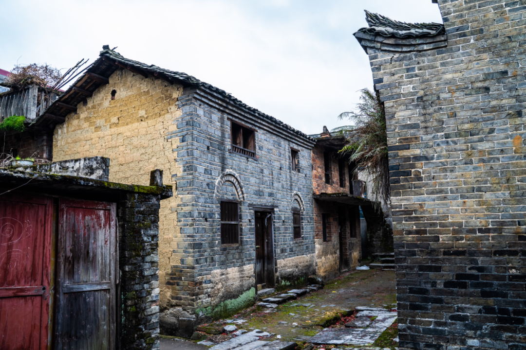 传统的乡村宅基地 / 图源：图虫创意
