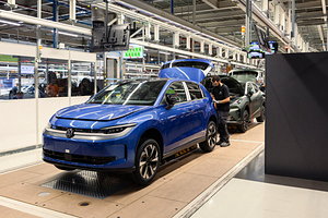 福斯集團宣布大砍 50% 車型與 75% 選配產線,產能降至 900 萬輛!