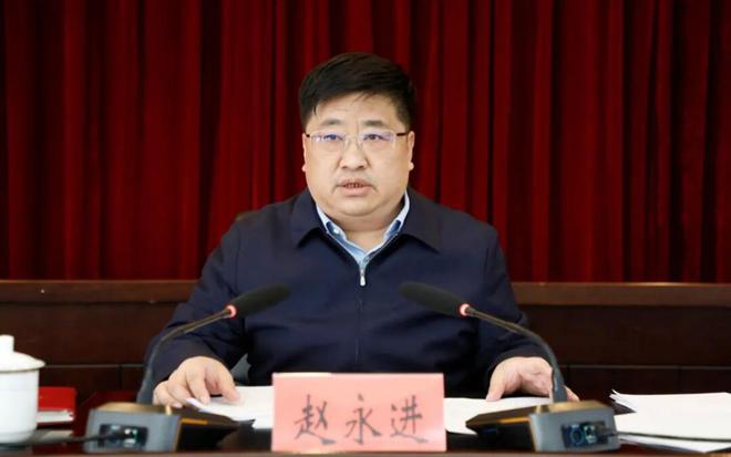 山西致 82 人死亡矿难发生后,应急、矿山安监两系统已有 10 余名官员相继落马