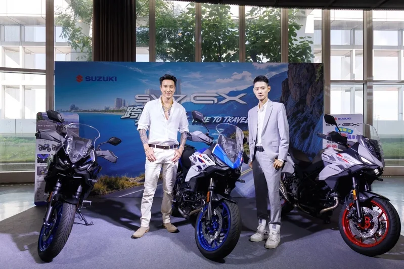 特別嘉賓王陽明於發表會現場分享對 SV-7GX 跨界休旅定位與機械美學的第一印象。 圖/台鈴 SUZUKI 提供