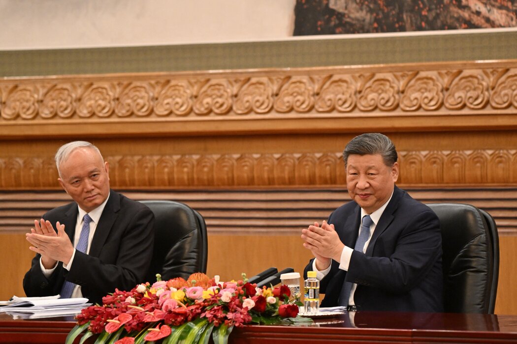 习近平与蔡奇去年在北京。