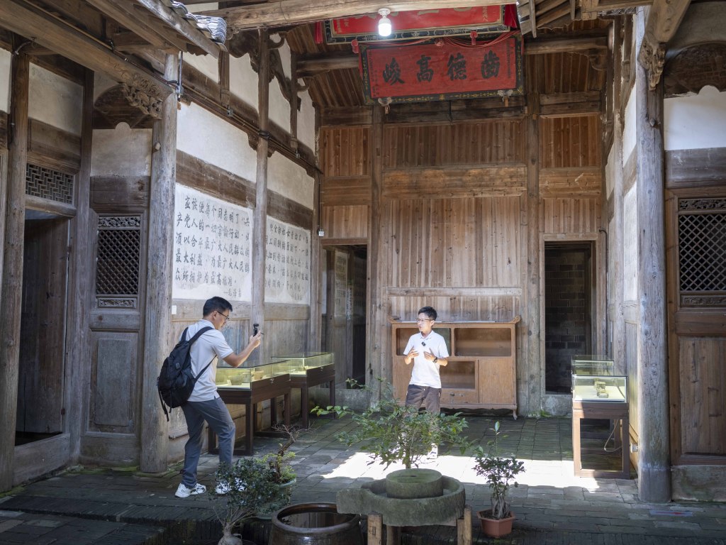 红星照耀：一座闽西小城的红色基因与当下求索