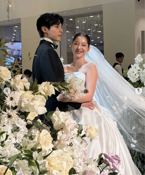 尹善宇、金佳恩祕戀10年，結婚前幾乎沒有緋聞。圖片來源：IG
